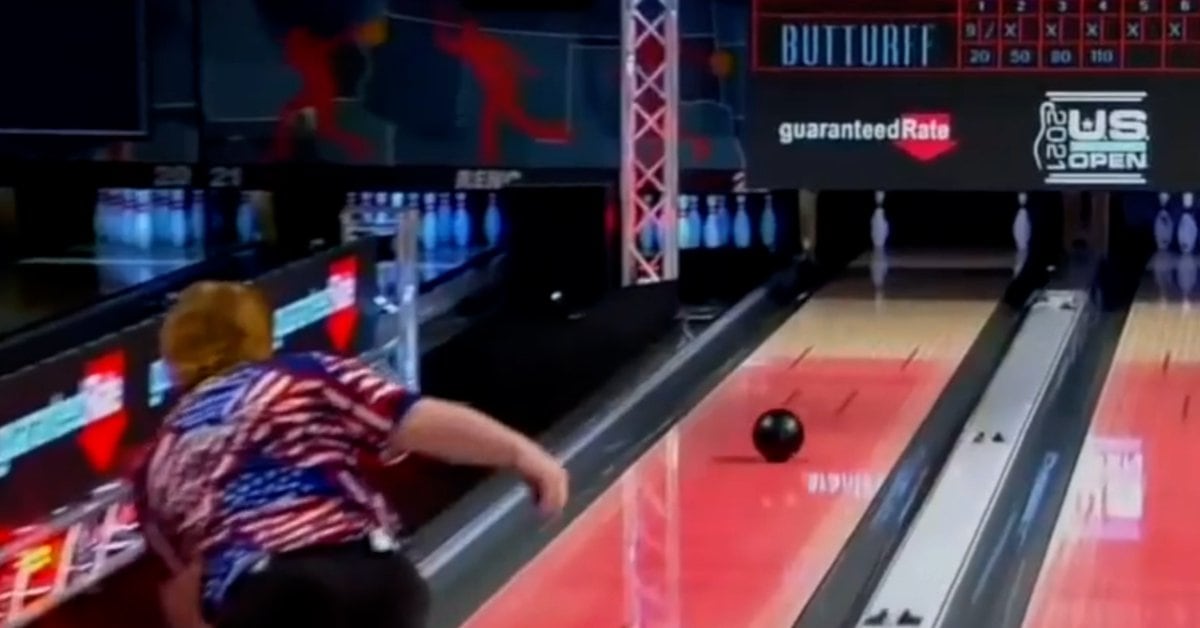 He’s 18 years old and had an impossible bowling shot that didn’t happen in three decades