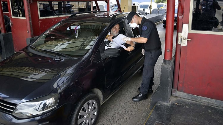 También habrá protocolos de seguridad para controlar que la gente que esté circulando cuente con el permiso correspondiente. (Gustavo Gavotti)