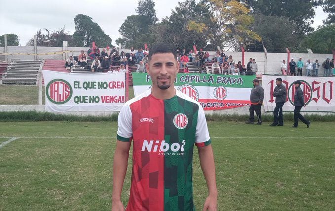 Bielsa convocará a un jugador amateur para un amistoso de la selección de Uruguay