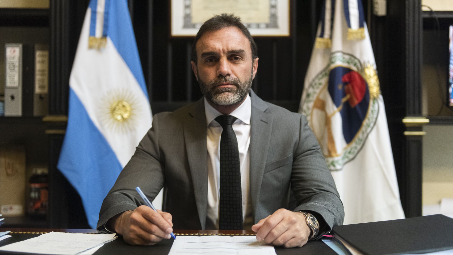 El jefe libertario en el Senado y titular de la comisión de Presupuesto y Hacienda, Ezequiel Atauche (Fotos: Adrián Escandar)