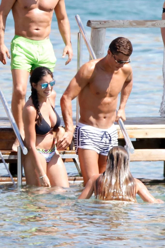 Cristiano Ronaldo tomado de la mano de la modelo colombiana Paula Suárez (The Grosby Group)