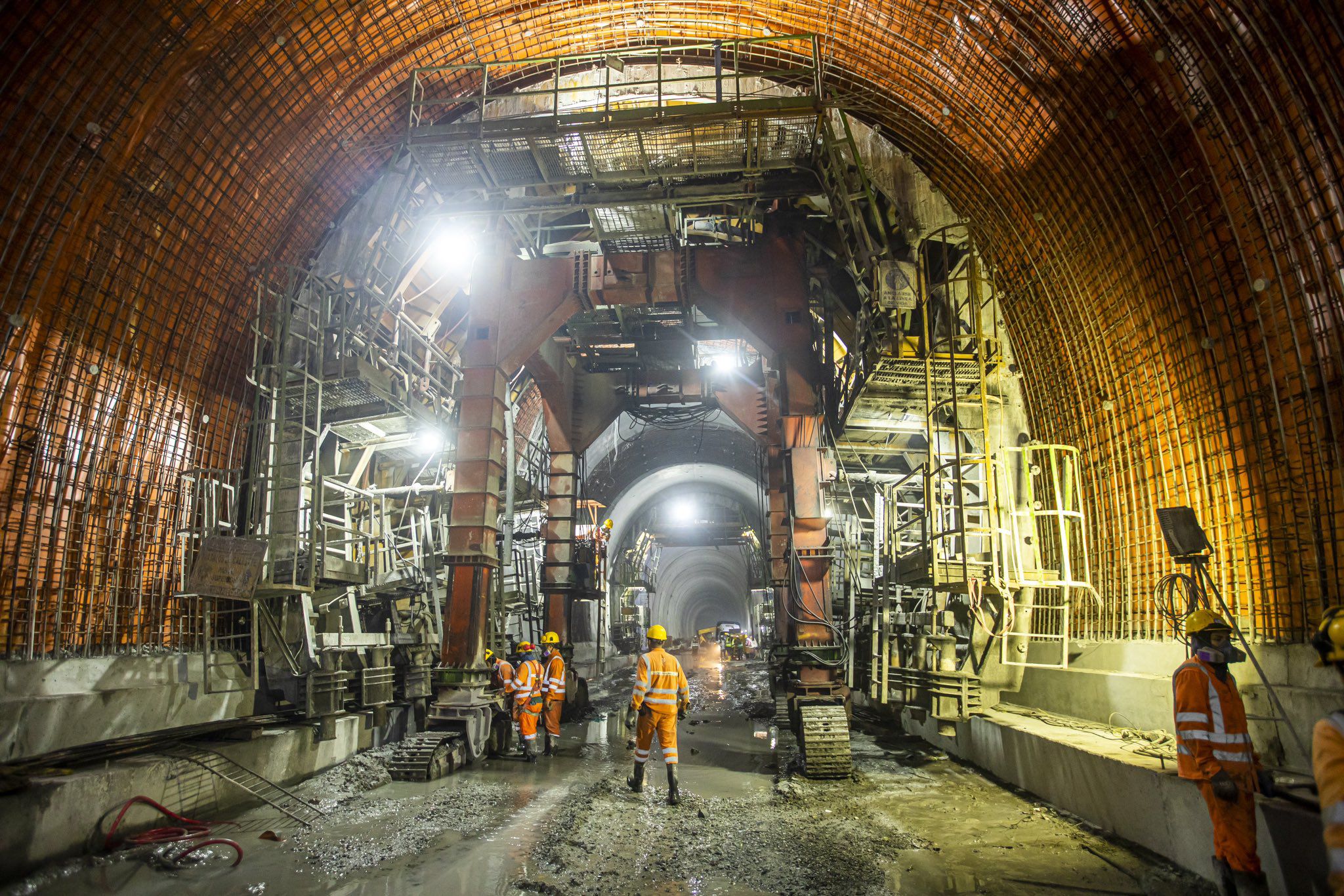 El Túnel del Toyo, considerado el túnel más largo de Colombia y Suramérica, está siendo excavado con notables avances. Foto: Twitter/@tunelGGE