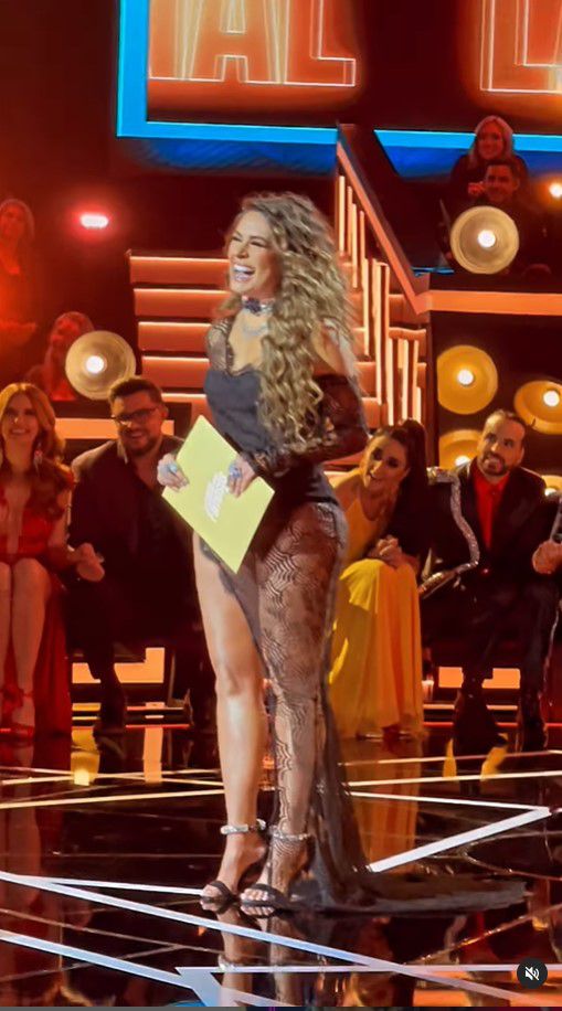 ¿cuánto Cuesta El Impactante Vestido Que Galilea Montijo Usó En La Final De ‘la Casa De Los 