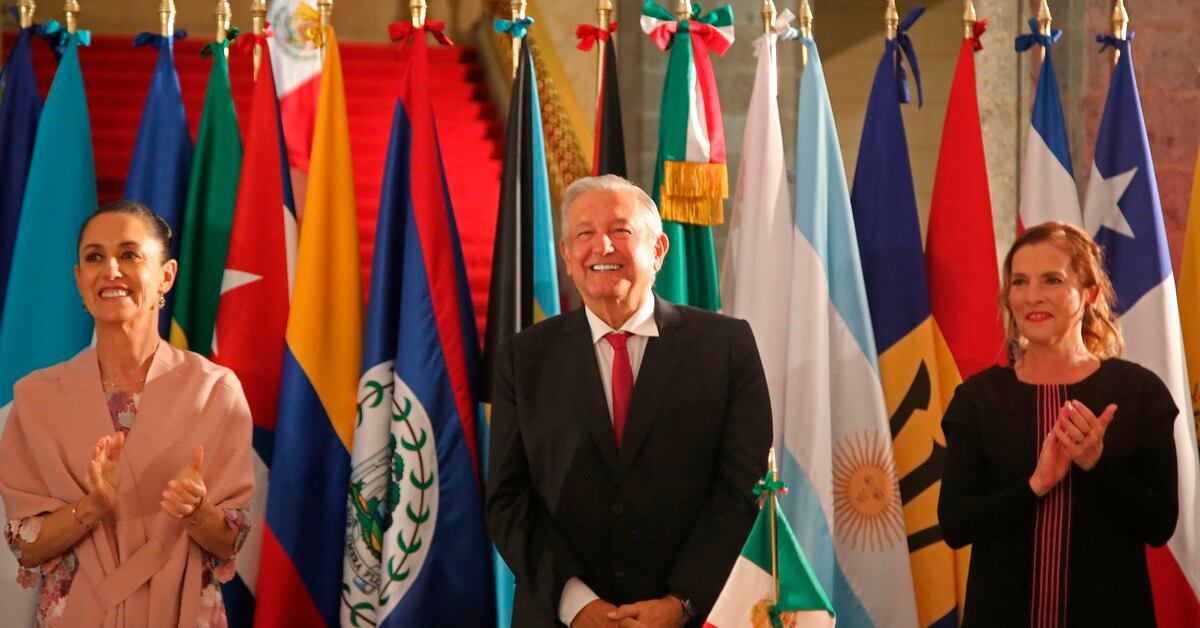 Siapa saja pemimpin yang berhasil dibawa López Obrador ke puncak Cilac