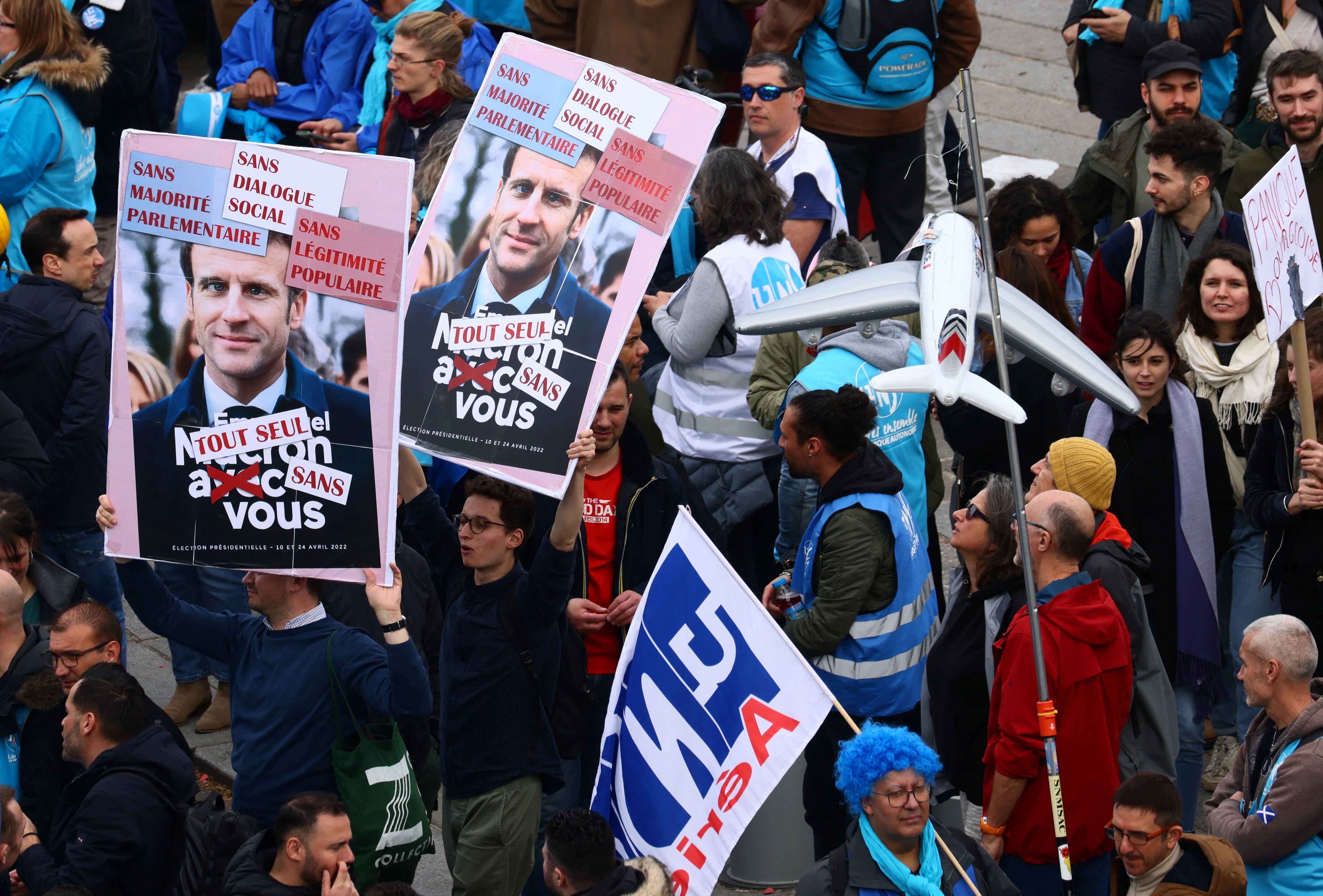 Los sistemas de reparto (se distribuye entre los jubilados y pensionados lo que se recauda mes a mes) están colapsados en todo el mundo, basta con ver lo que está ocurriendo en Francia en estos días (Reuters)