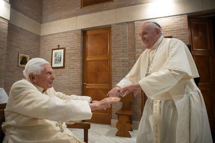 Francisco y Benedicto se reunieron en noviembre (Reuters)