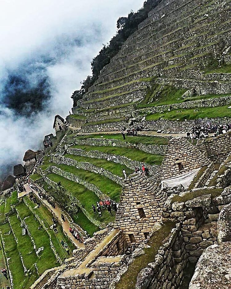 Los muros y construcciones incas de Machu Picchu están preservados casi a la perfección (@andrezakelly23)