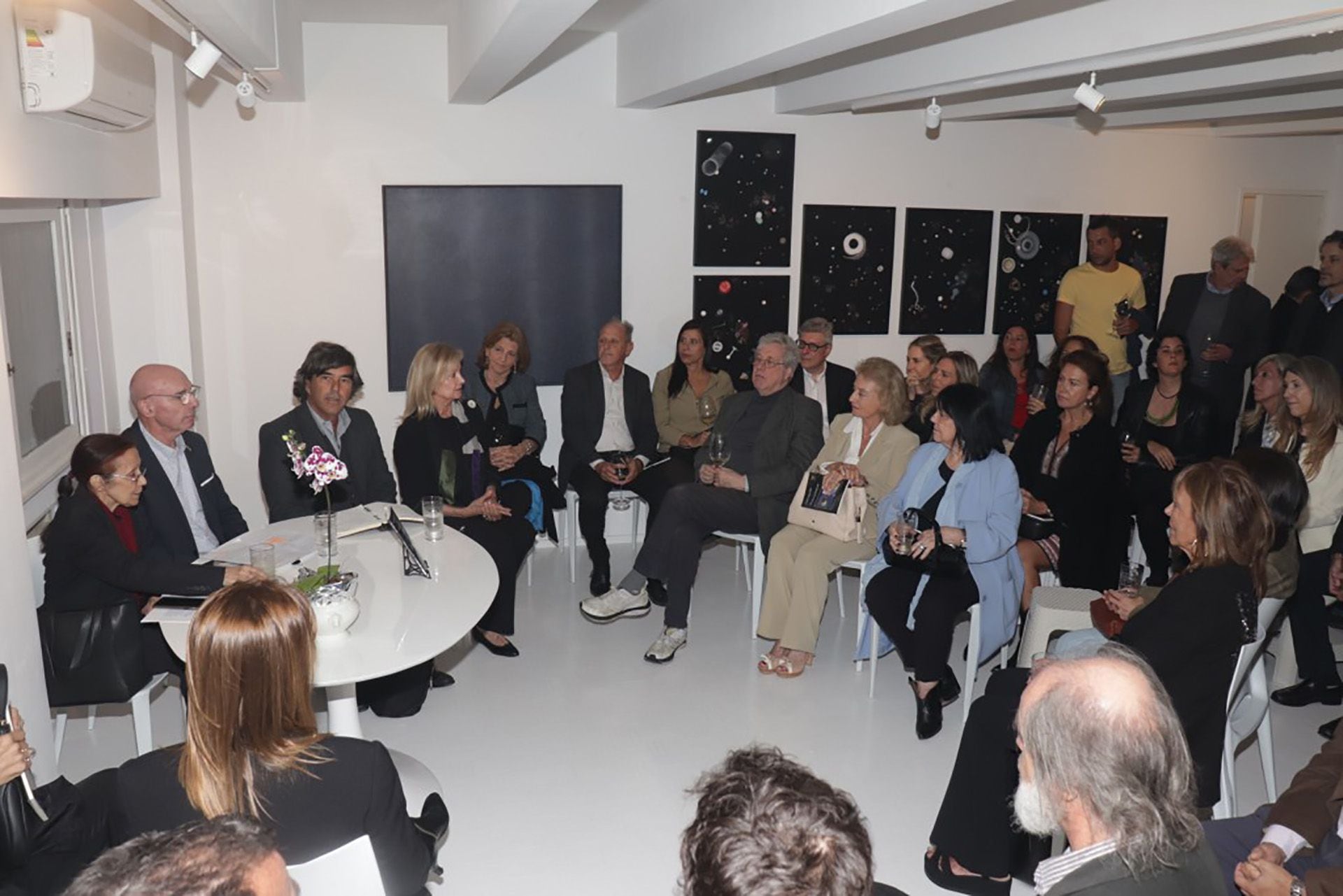 Eduardo Gálvez realizó la presentación solidaria de su libro, “Hechizo de estrellas” /// Fotos: Gentileza Eduardo Gálvez 