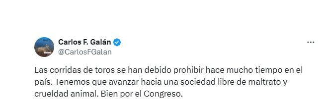 Trino del alcalde Galán con el que celebró la prohibición de las corridas de toros en Colombia. (Crédito: @CarlosFGalan / X)