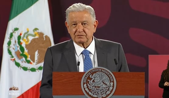 Transición inédita, AMLO