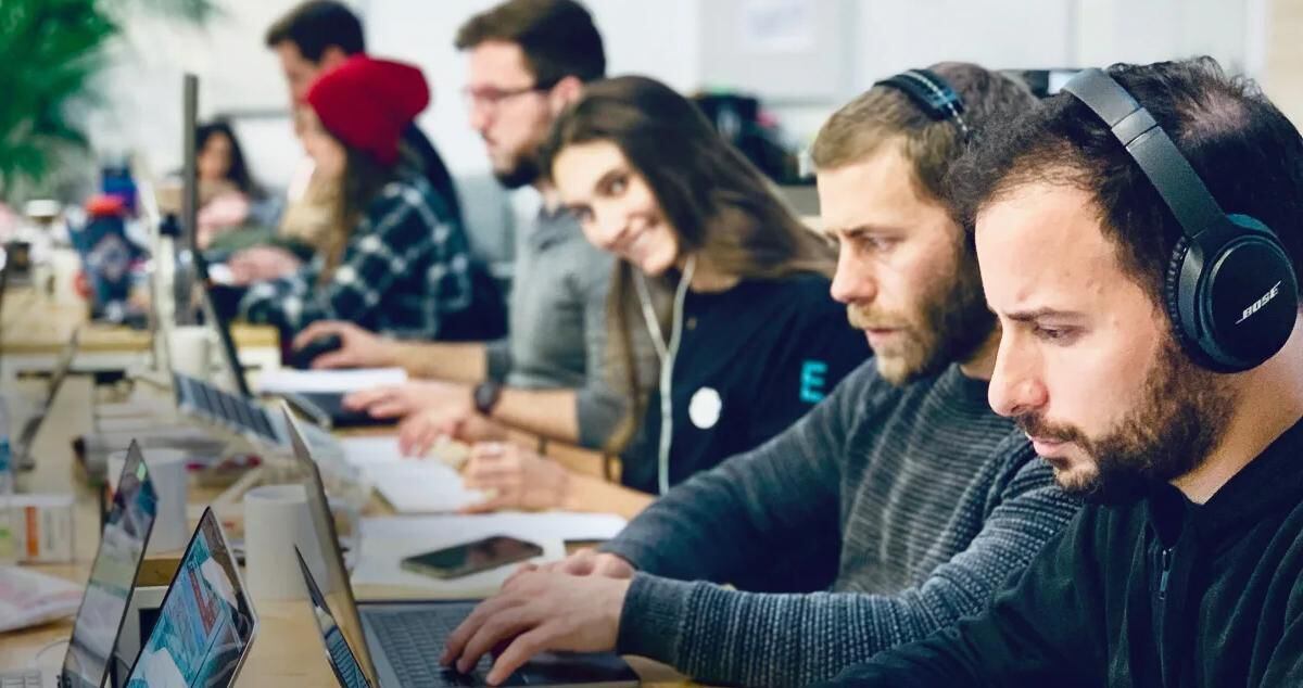 Programadores. (foto: Crónica Global)