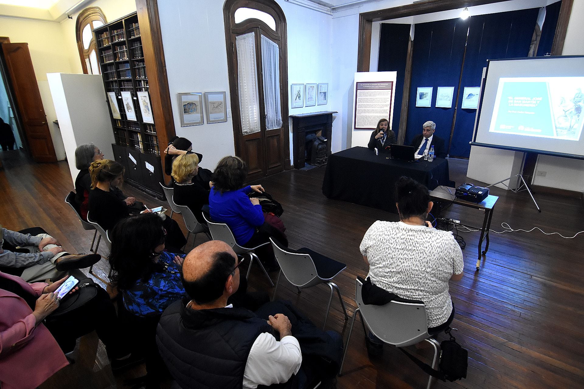 La charla "José de San Martin y la masonería" se llevó a cabo en el Museo Mitre