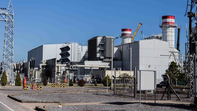 La inauguración de esta central termoeléctrica demandó una inversión de 350 millones de dólares