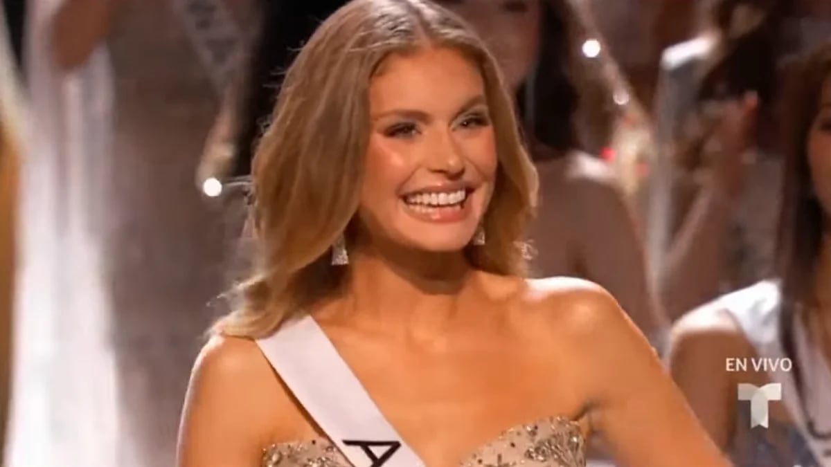 Miss Universo 2023 En Vivo Camila Escribens En La Final Del Certamen De Belleza Desde El