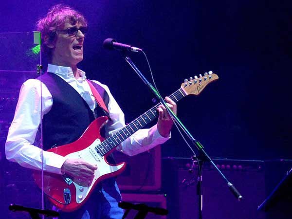 12 años sin Luis Alberto Spinetta: la carta con la que anunció su  enfermedad y la tristeza de sus últimos días - Noticias de Bariloche