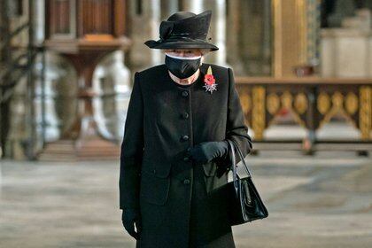 La monarca, de 94 años, depositó esta semana un ramo en la tumba que se encuentra en la abadía de Westminster, en el corazón de Londres, para celebrar el regreso, hace 100 años, de este soldado desconocido fallecido durante la Primera Guerra Mundial
