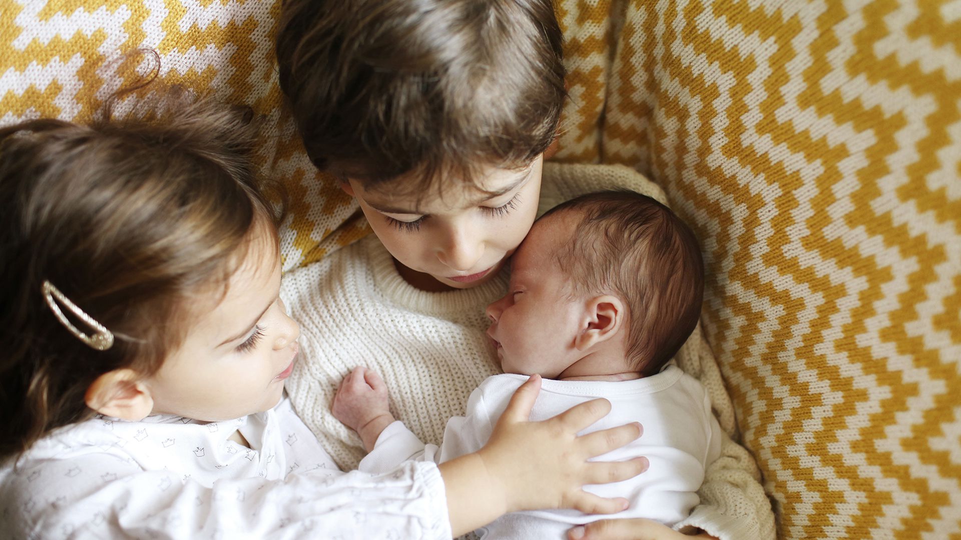 "Si bien el concepto de las familias ensambladas se ha utilizado para describir al núcleo familiar me parece valioso pensarlo también para el proceso adoptivo", dijo la psicóloga Sonia Almada (Getty Images)