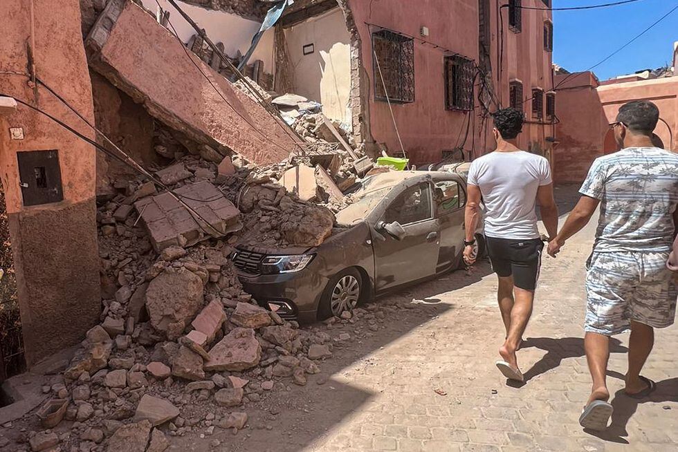 Los mayores destrozos se produjeron en pequeñas comunidades rurales difíciles de alcanzar para los rescatistas debido al terreno escarpado (Khadija Benabbou/Dpa)
