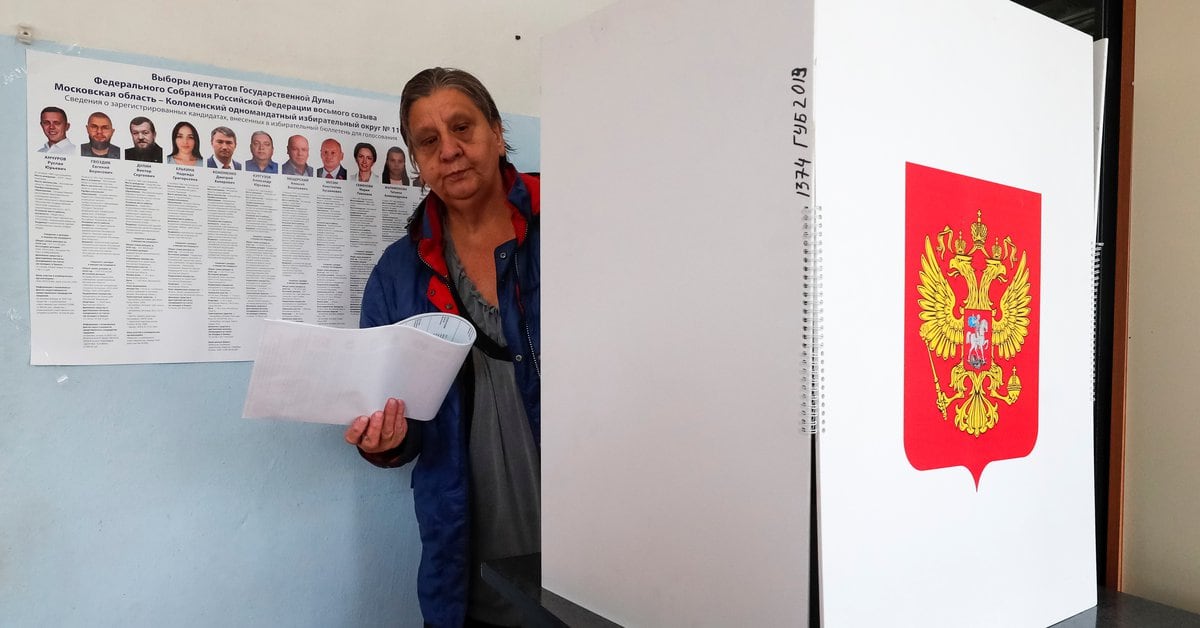 L’opposizione russa ha denunciato brogli durante la seconda giornata delle elezioni legislative: “Il problema principale è il voto forzato”.