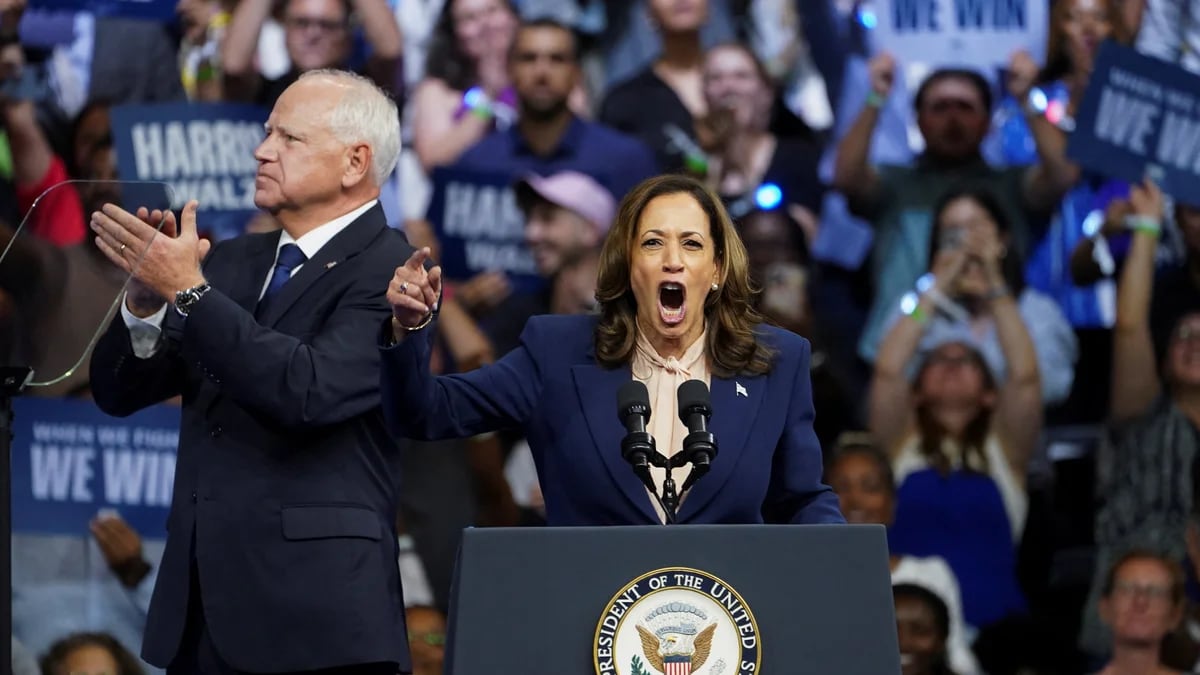 Kamala Harris y Tim Walz lanzaron su campaña conjunta en Filadelfia con la defensa de la libertad como eje: “No vamos a volver atrás”