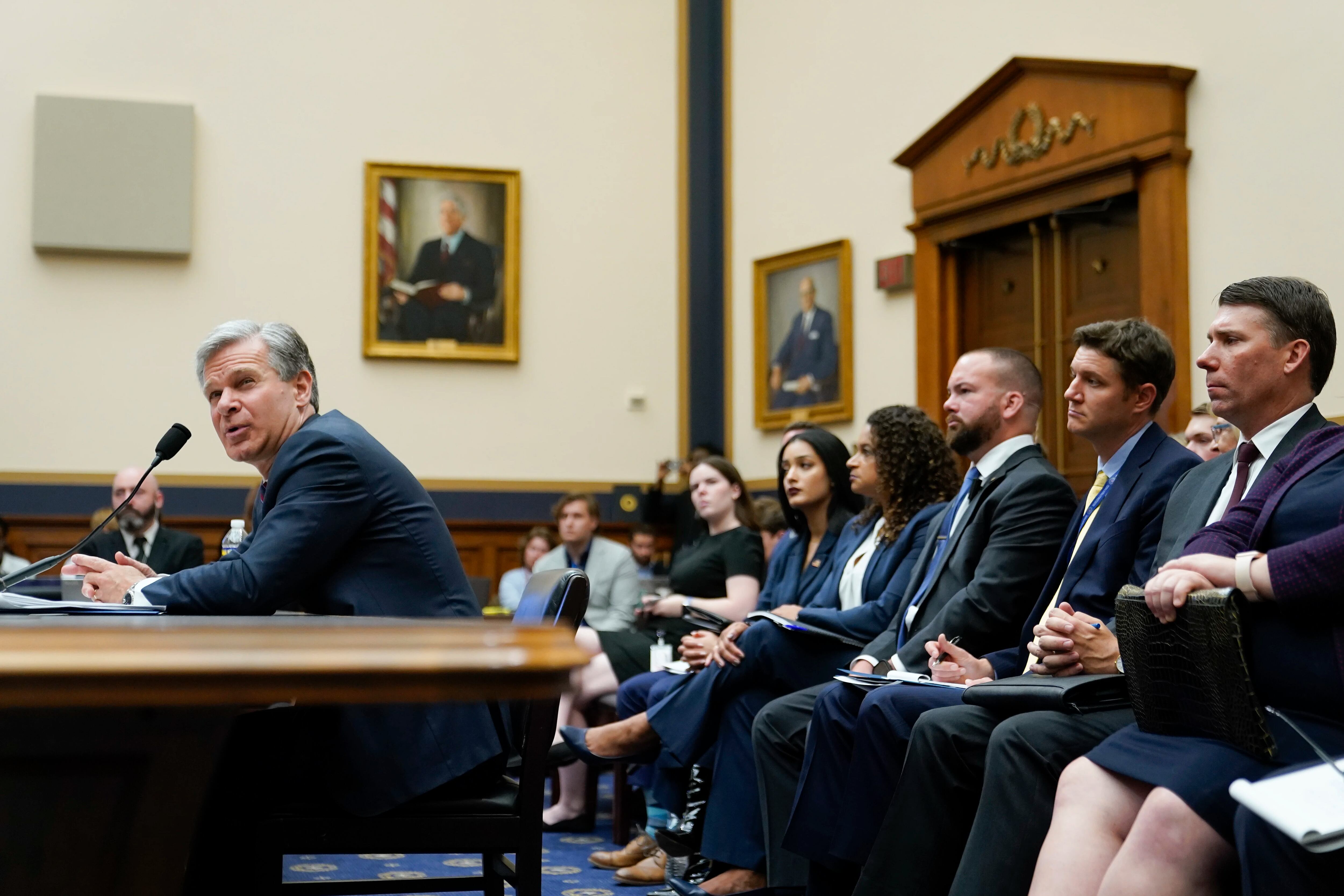 El director del FBI, Christopher Wray, declara ante la Comisión Judicial de la cámara baja en el Capitolio, miércoles 12 de julio de 2023. (AP Foto/Patrick Semansky)