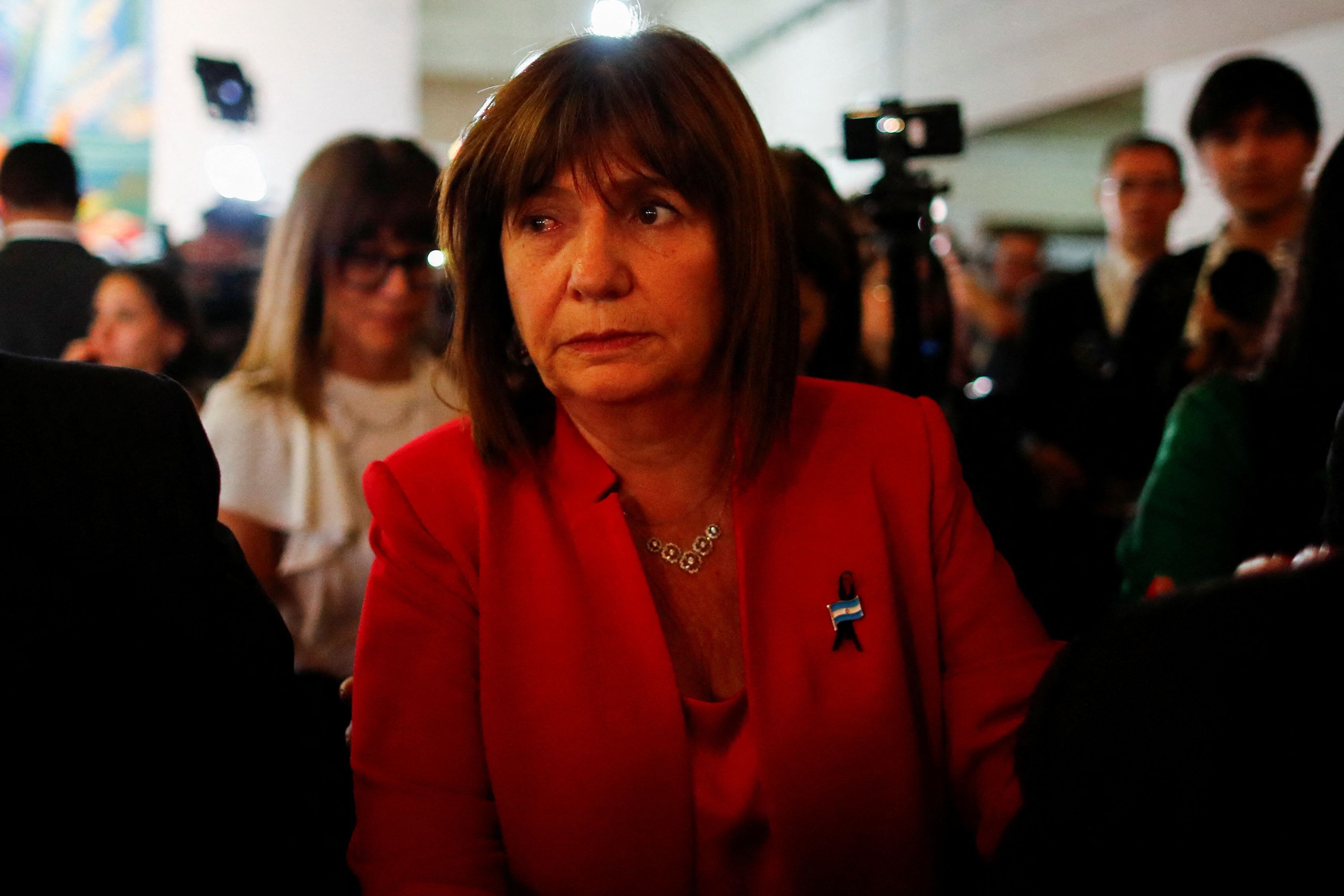 El ojo de Bullrich visiblemente afectado (REUTERS)