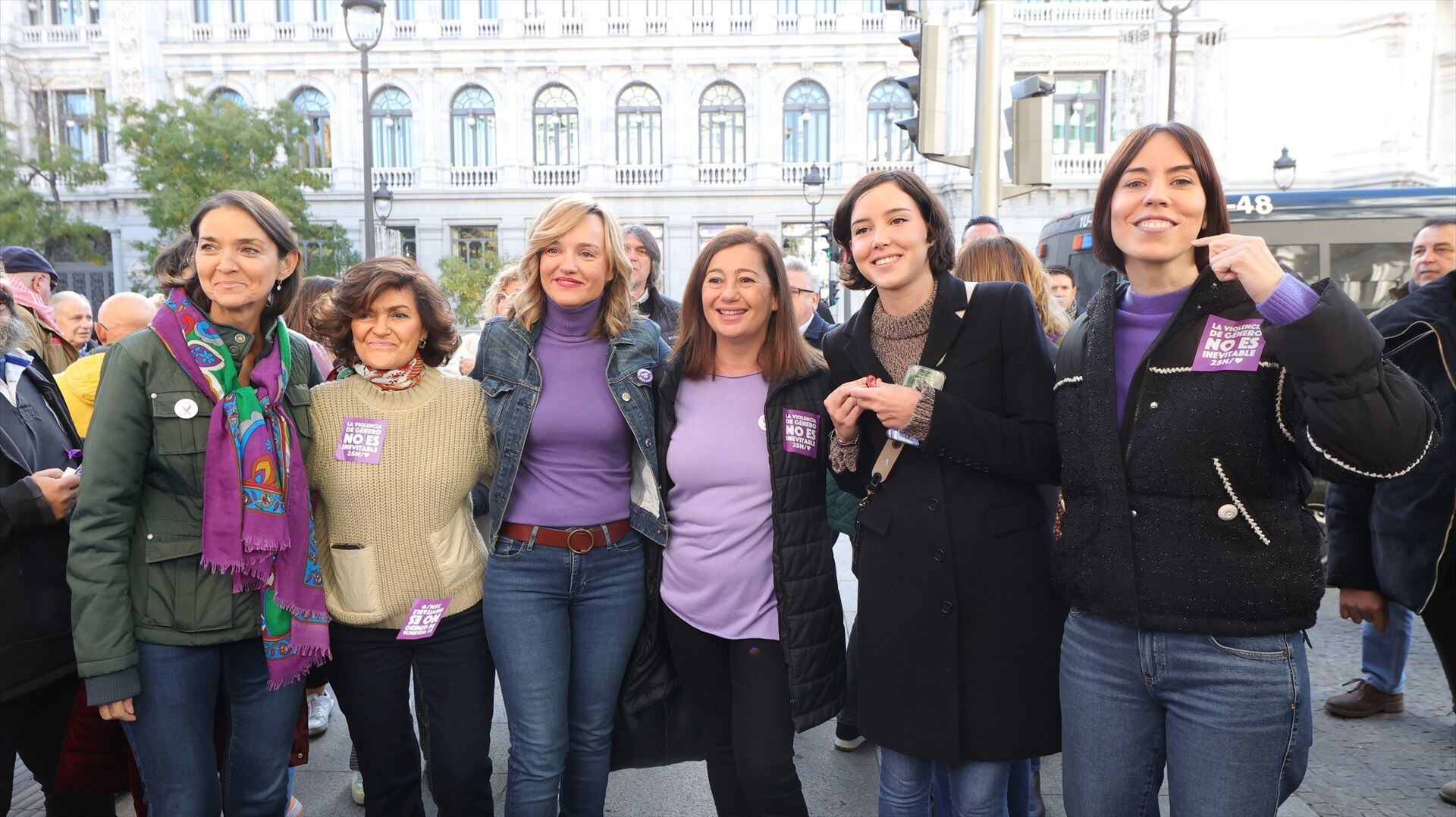 Reyes Maroto, Carmen Calvo, Pilar Alegría, Francina Armengol,  Andrea Fernández y Diana Morant. (Jesús Hellín / Europa Press)