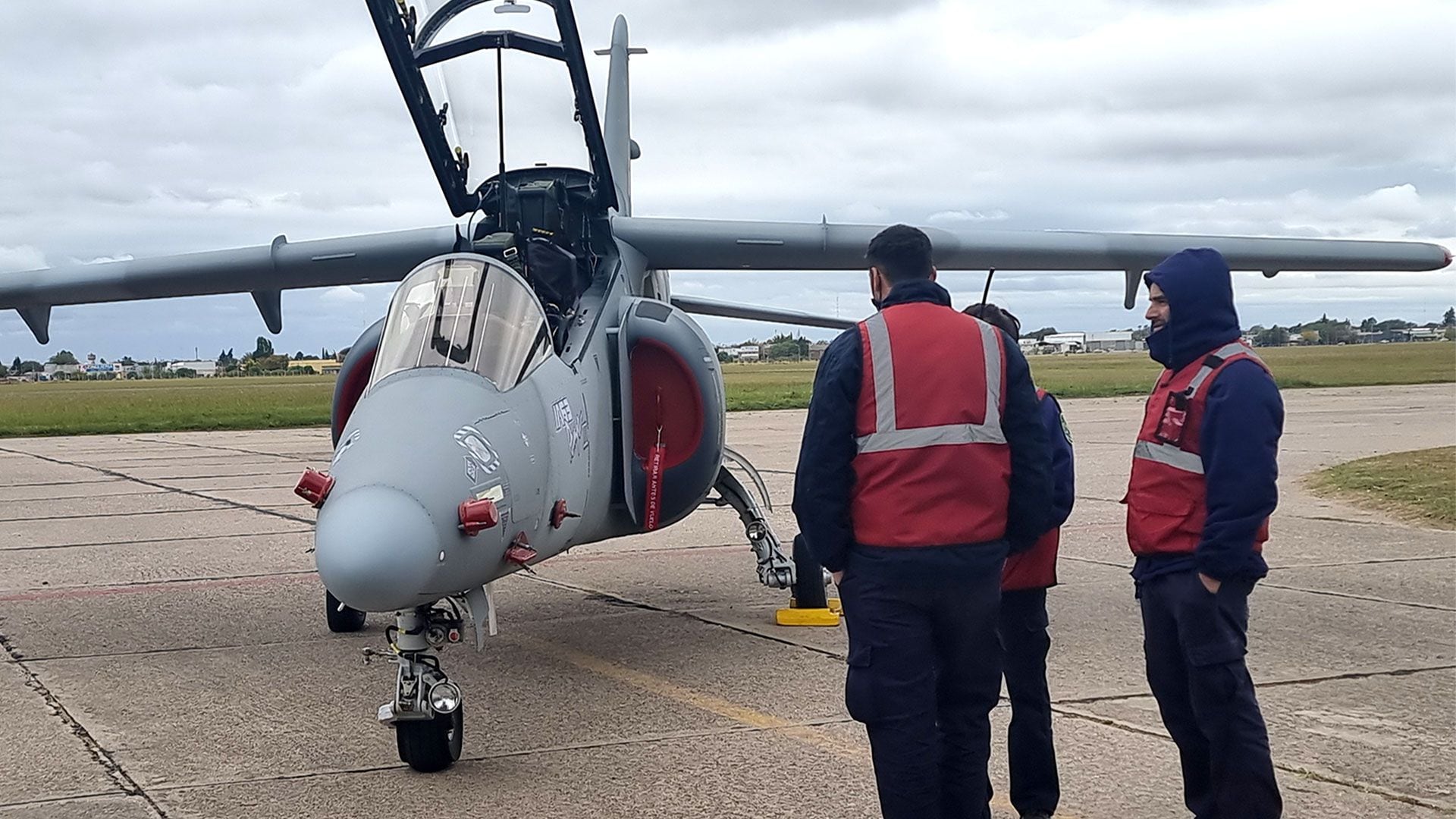 entrega aviones pampa fadea 2022 jorge taiana mirta iriondo