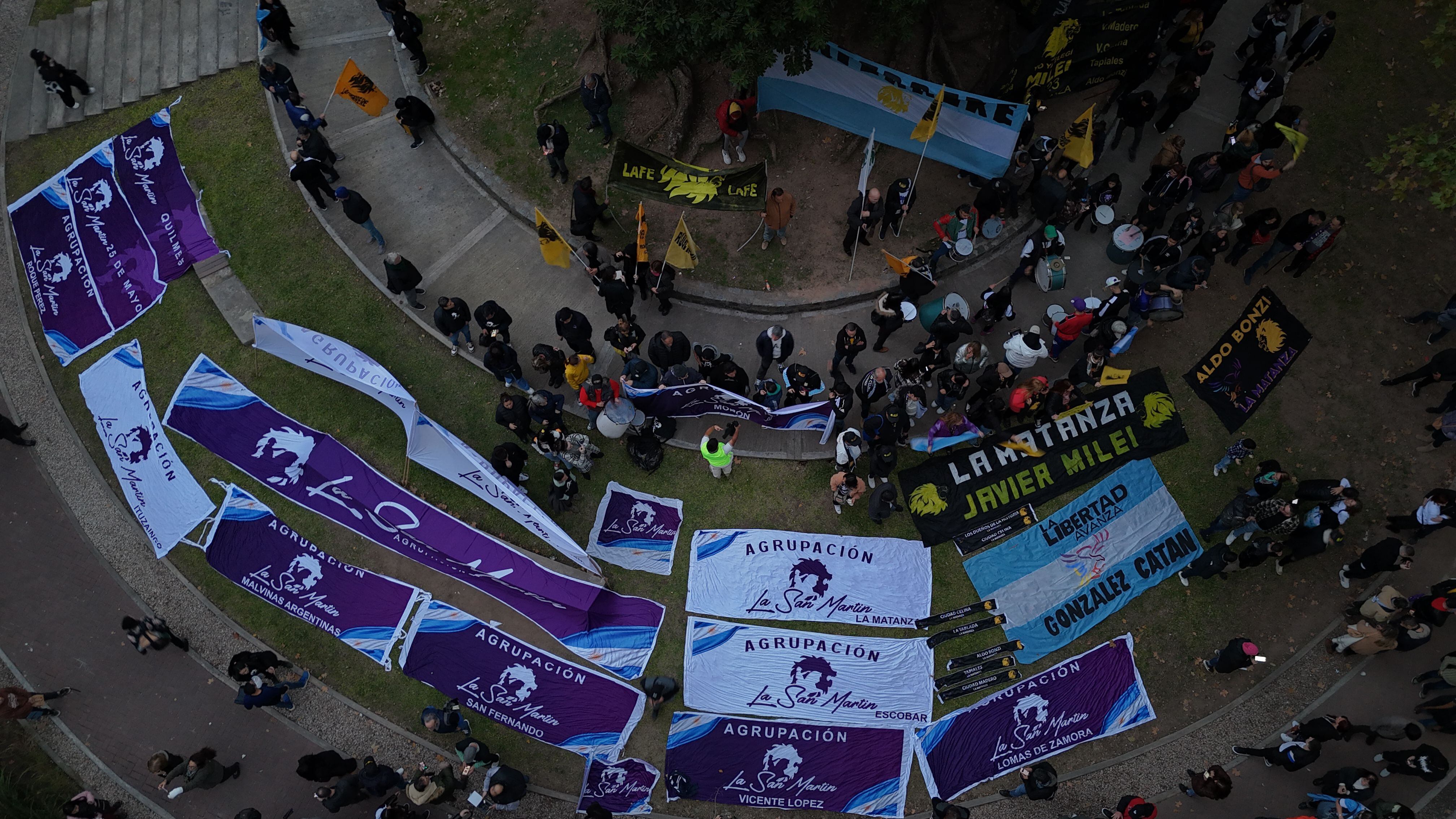 Presentación libro de Javier Milei en el Luna Park - Drone