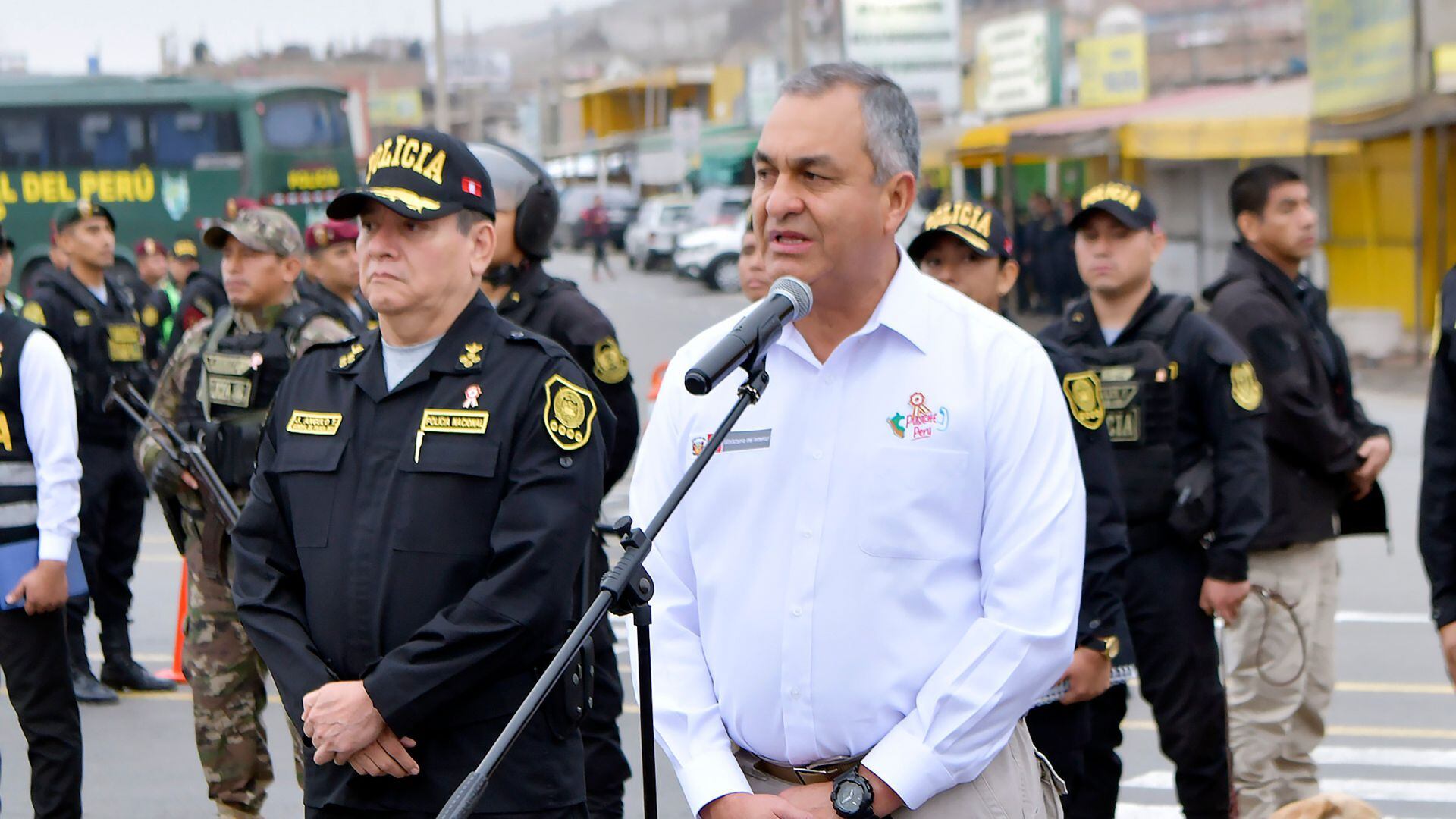 Ministro Del Interior Vicente Romero Afirma Que En El Perú Faltan 50