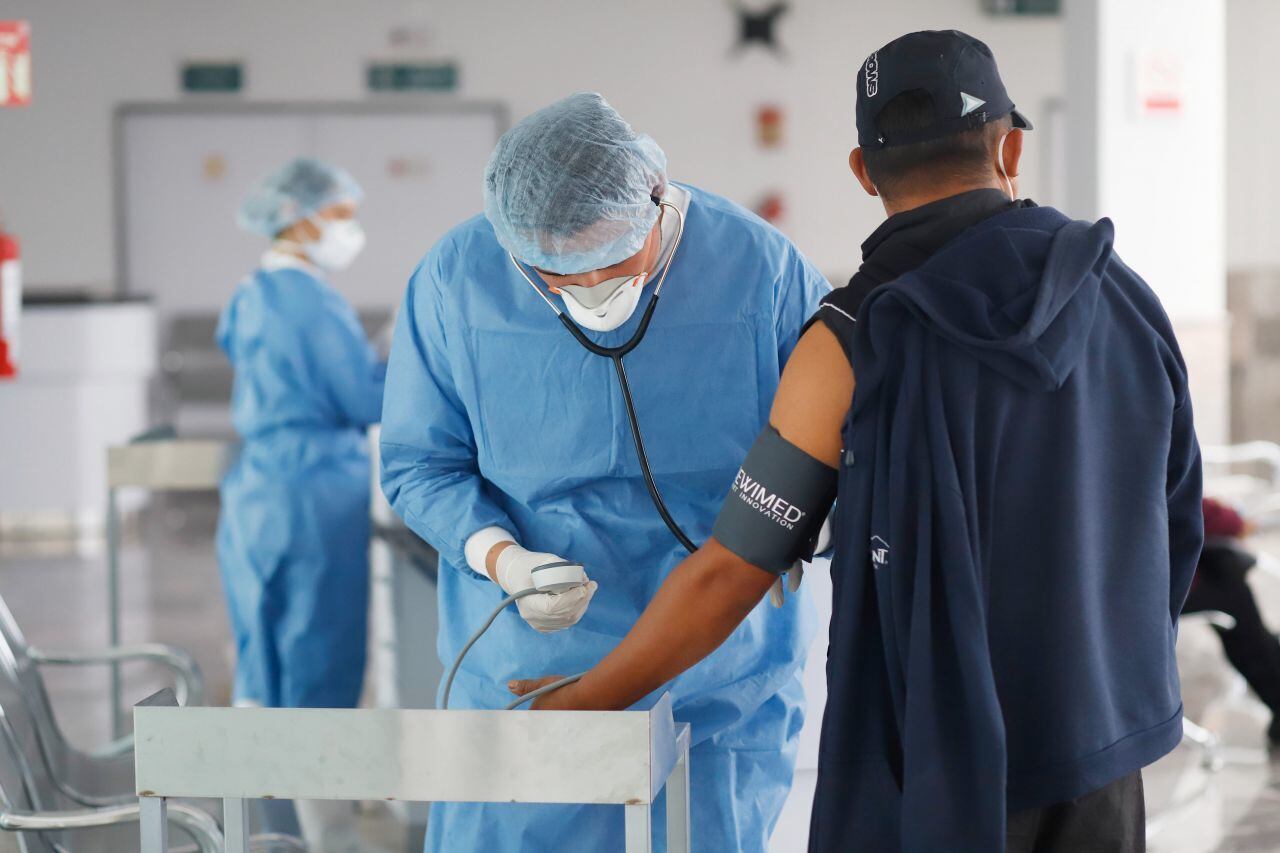 La mayor parte de los casos están presentes en los grupos de 18 a 29 años (Foto: IMSS/Cuartoscuro.com)