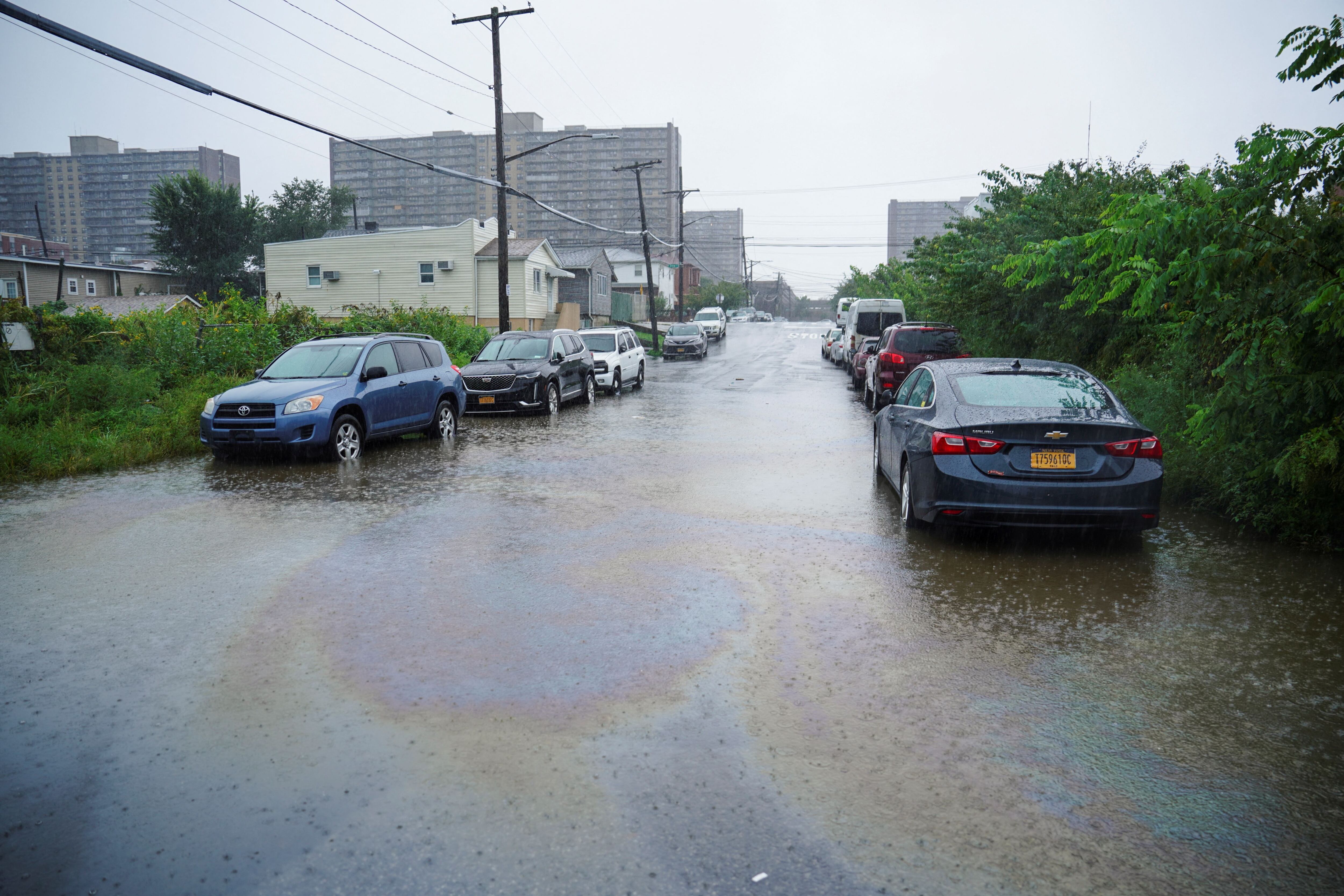 Inundaciones contaminadas en Hole, uno de los barrios más bajos del distrito de Brooklyn de la ciudad de Nueva York, EE.UU., 29 de septiembre de 2023. REUTERS/Bing Guan