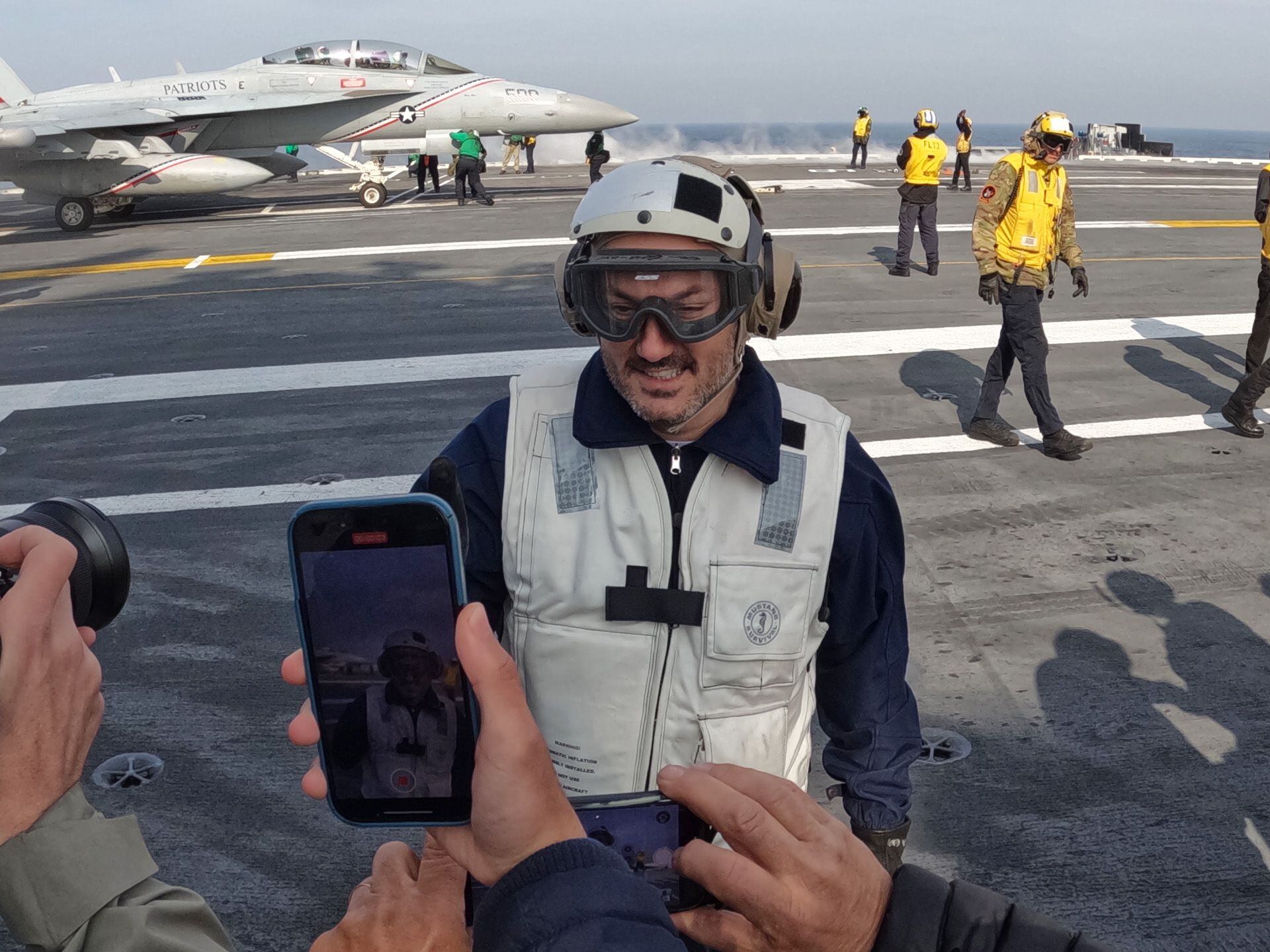 Infobae desde el portaaviones USS George Washington