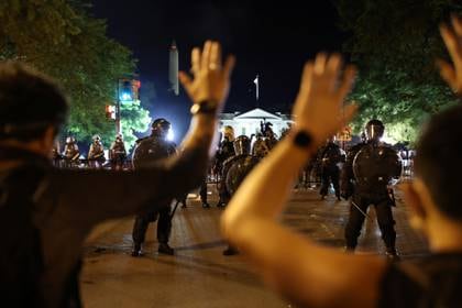Protesta en Washington, con la Casa Blanca de fondo (Reuters)