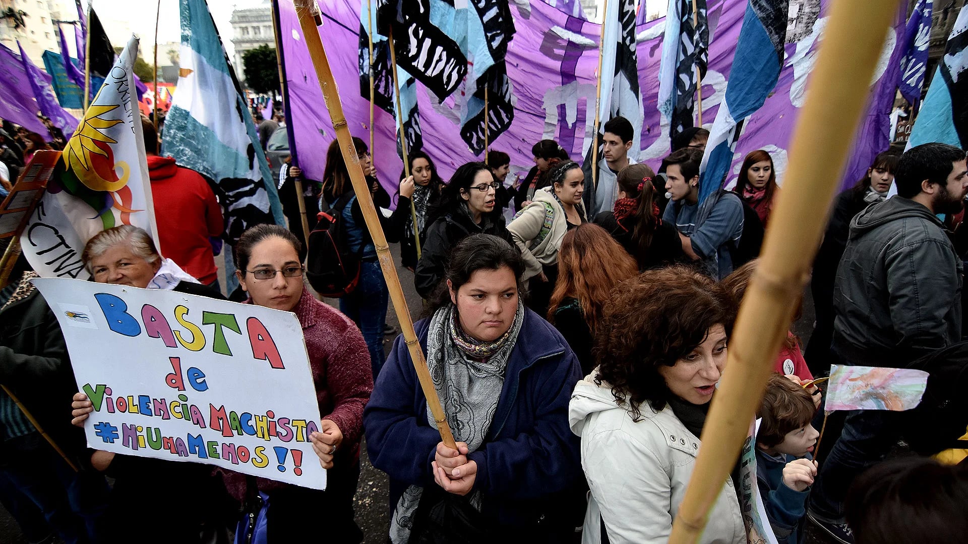 A la consigna #NiUnaMenos se le sumó este año #VivasNosQueremos (Nicolás Stulberg)