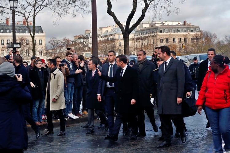 Macron visitó el lugar poco después de llegar desde Argentina (Reuters)