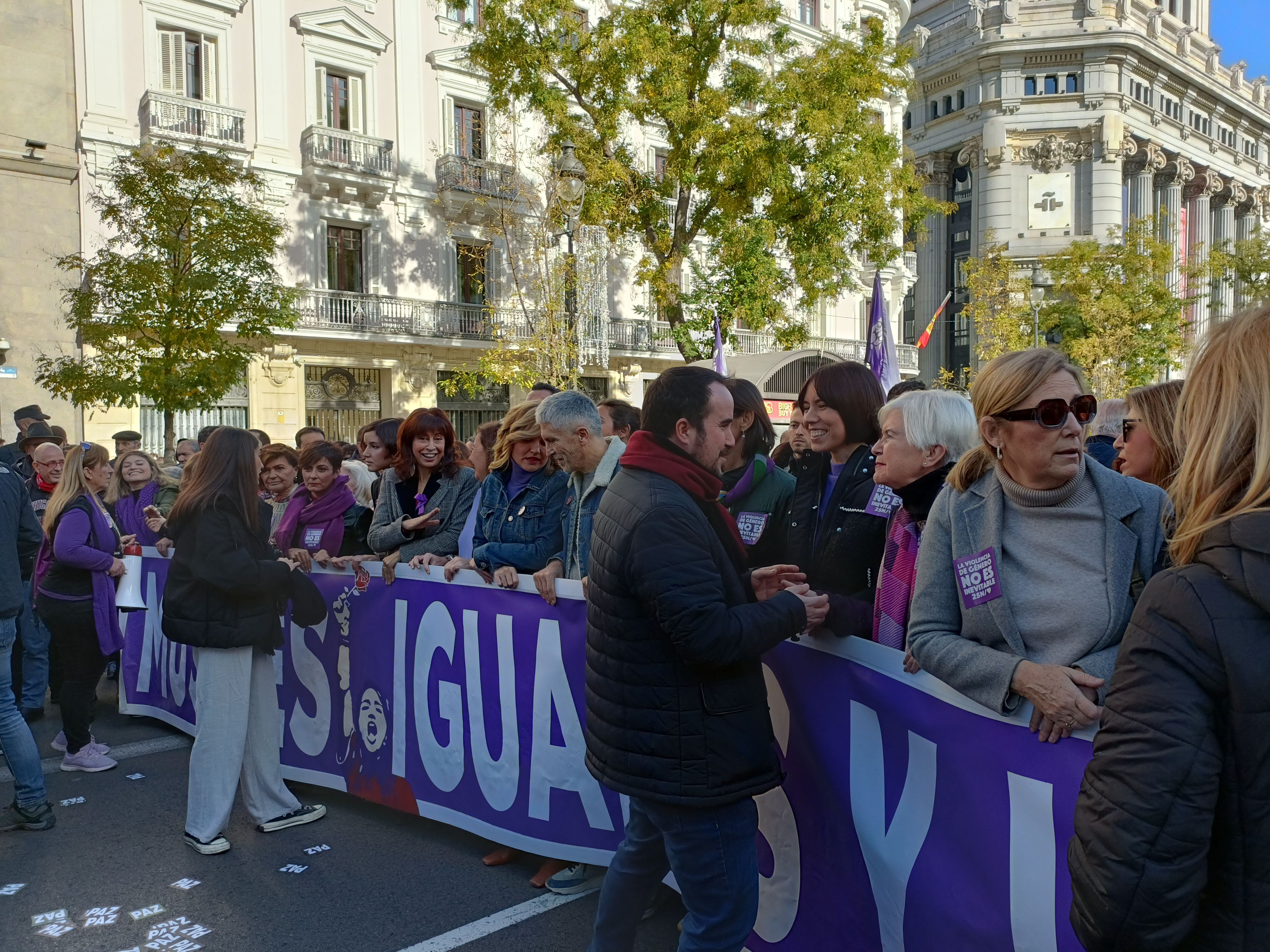 Ministras y ministros del PSOE en la manifestación del 25N por el Día de la Eliminación de la Violencia contra la Mujer
