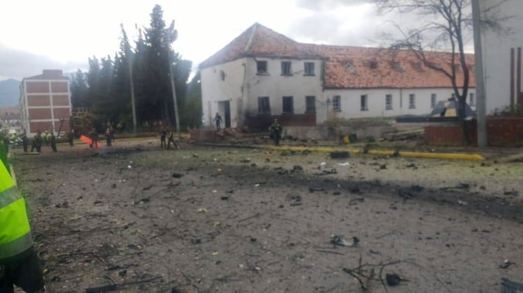 Así quedó la Escuela Militar de cadetes General Santander, al sur de Bogotá, luego de la explosión.