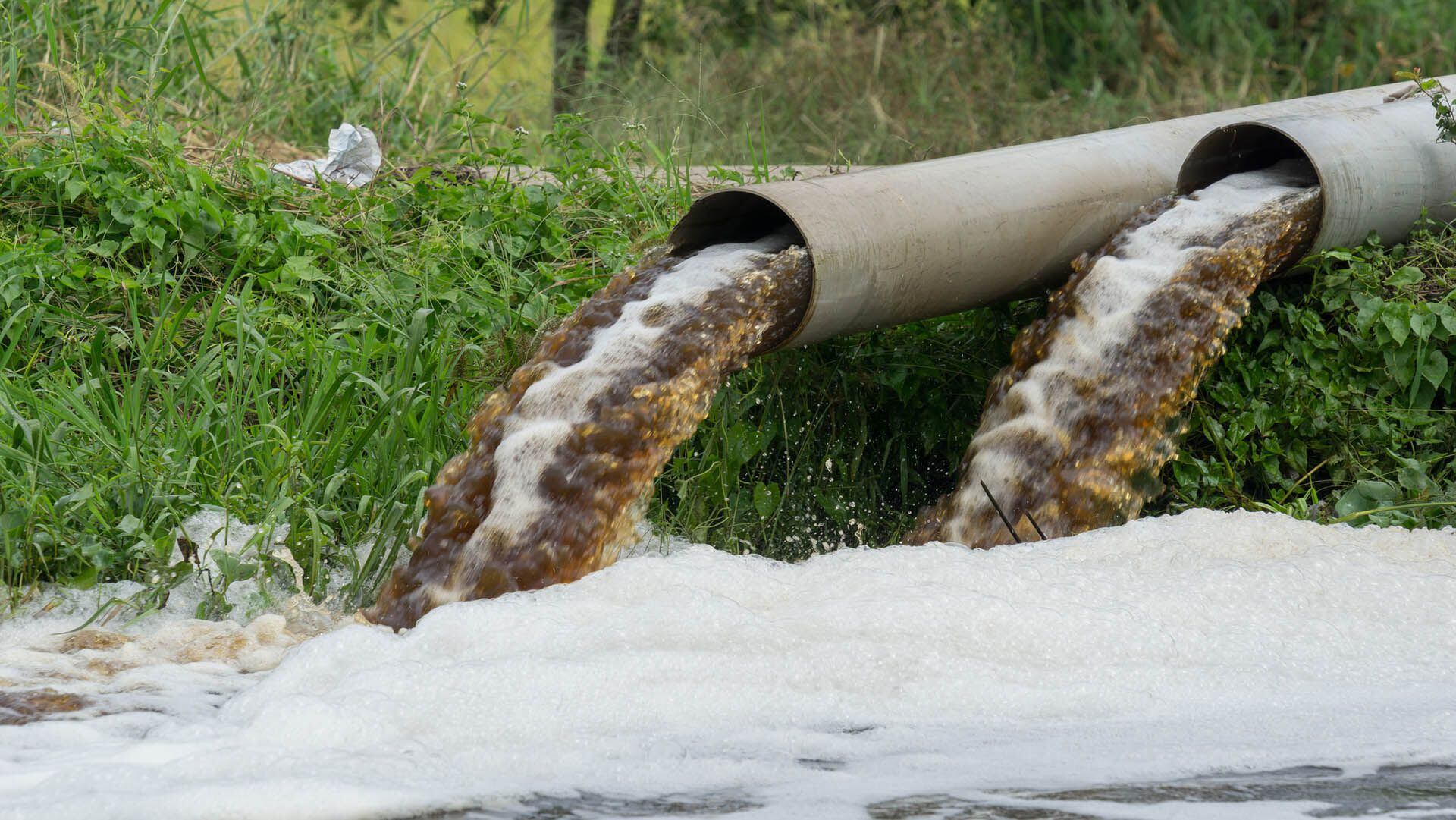 Sin una inversión adecuada en infraestructura o tratamiento del agua, “definitivamente estamos sentados sobre una bomba de relojería”, consideró Joshua Edokpayi, investigador en gestión de la calidad del agua en la Universidad de Venda en Thohoyandou, Sudáfrica.

