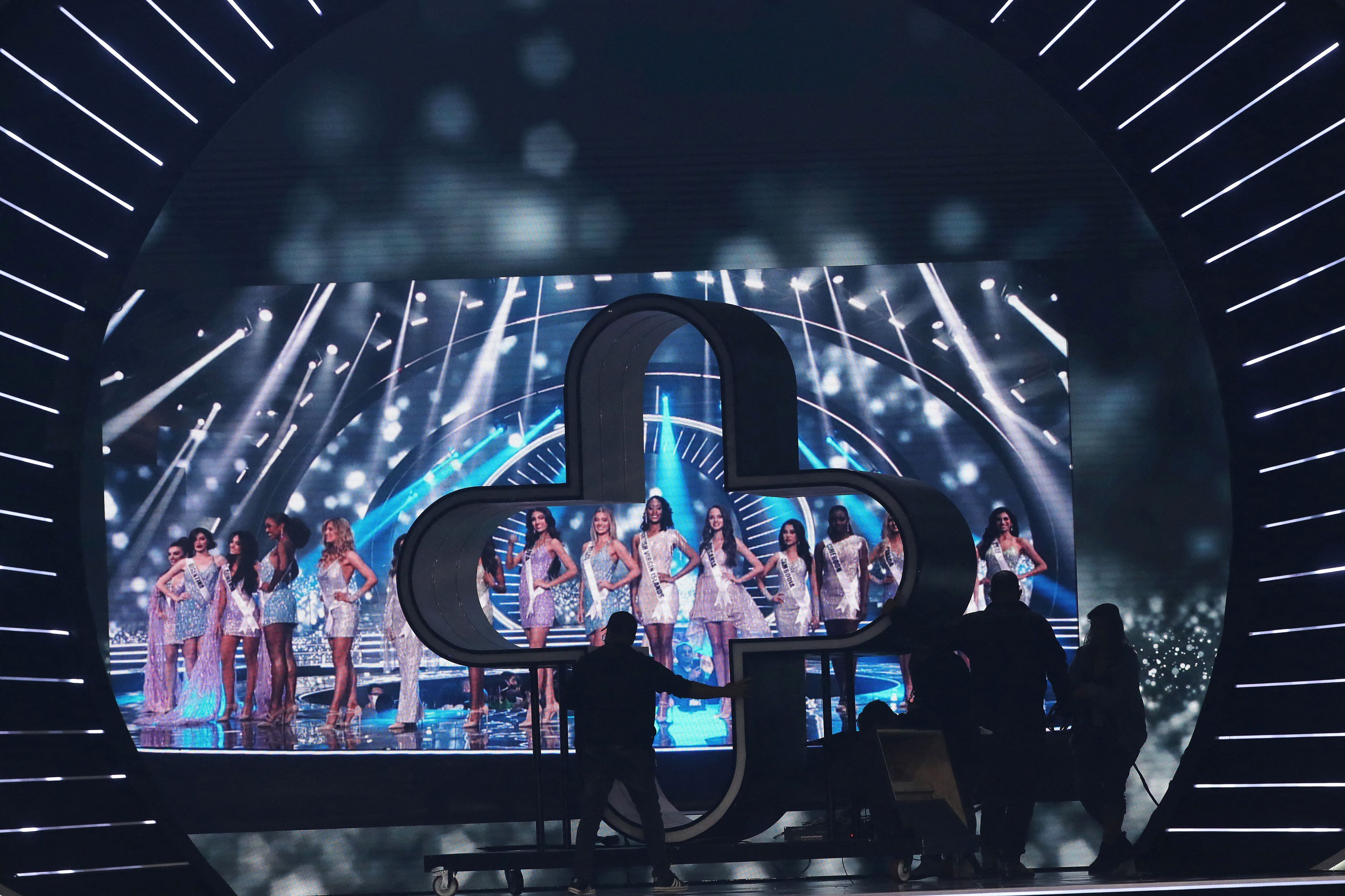 Stage crew work at the Miss Universe pageant in the Red Sea resort of Eilat, Israel December 13, 2021. REUTERS/Ronen Zvulun