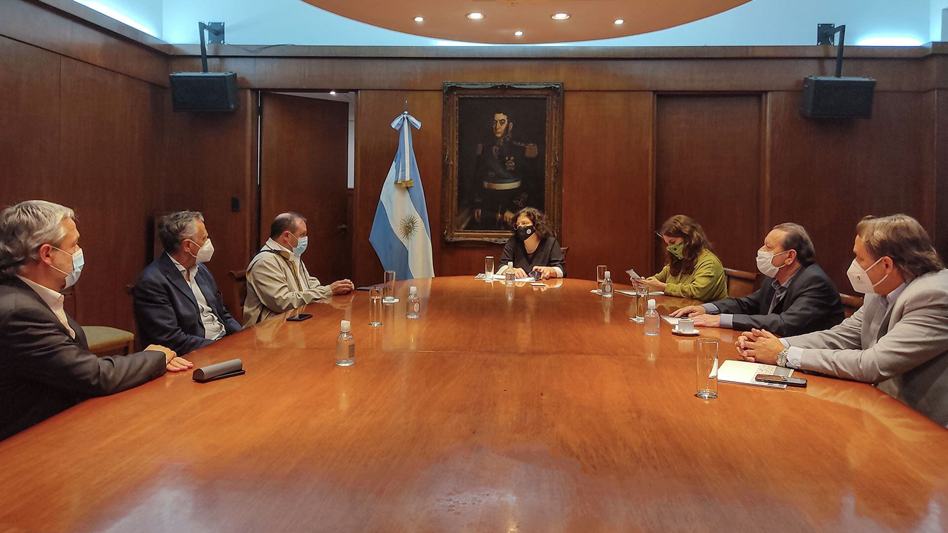 La ministra Carla Vizzotti recibió a los representantes de los prestadores del sector de la salud agrupados en la FAPS