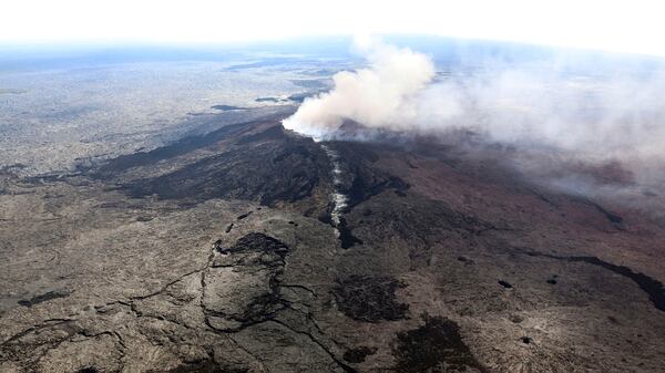 El volcán Kilauea, ubicado en la isla de Hawai (EEUU), entró en erupción (AP)