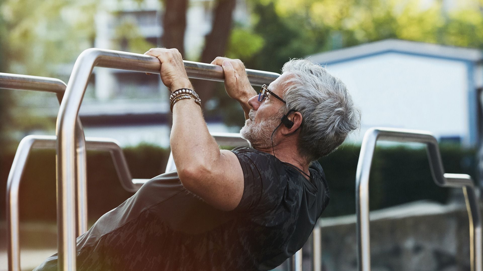 La actividad física regular es clave para retrasar la aparición de enfermedades y reducir el impacto del envejecimiento (Getty)