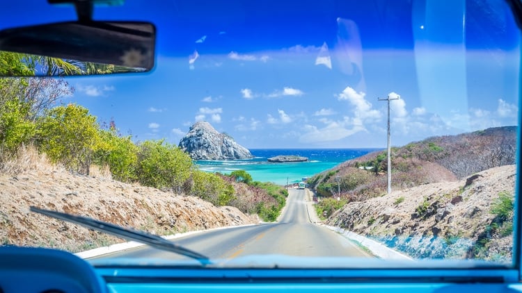 Declarado Patrimonio de la Humanidad por la UNESCO, este archipiélago situado a 215 millas de la costa de Brasil es un paraíso para los amantes de la naturaleza