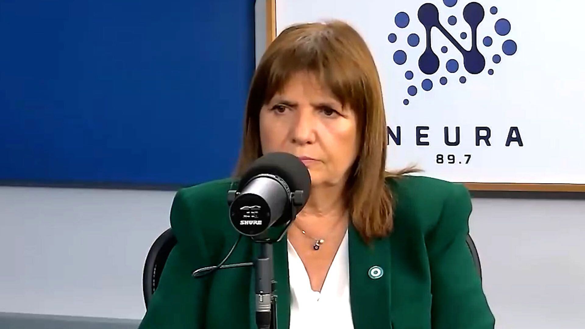 Patricia Bullrich habló sobre la salud a extranjeros captura