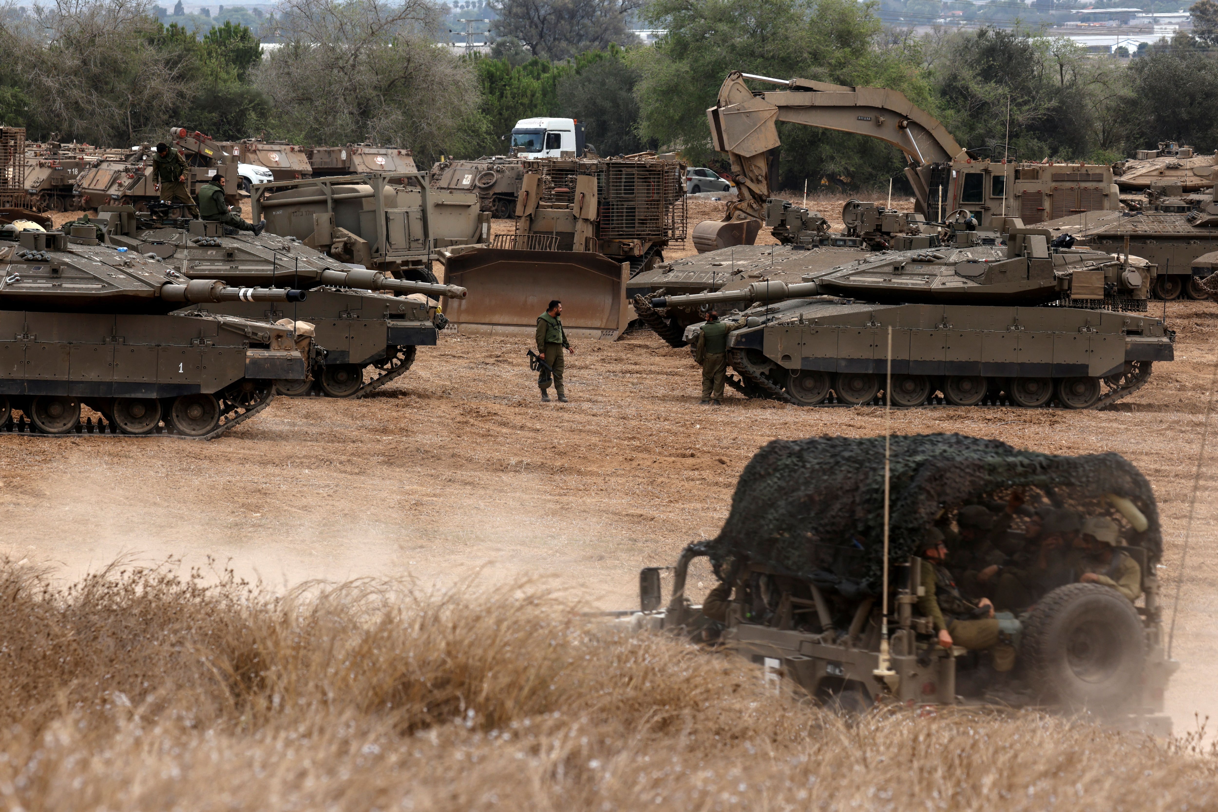 Israel desplegó fuerzas en torno a la frontera con Gaza (Reuters)