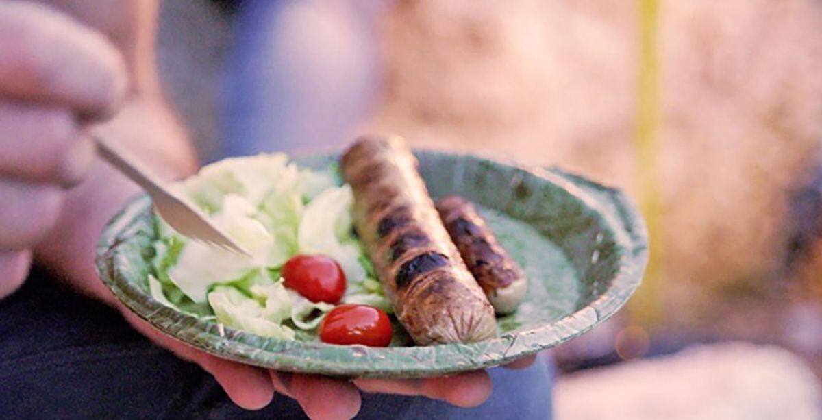 Nuevo emprendimiento indígenas elaboran platos biodegradables con