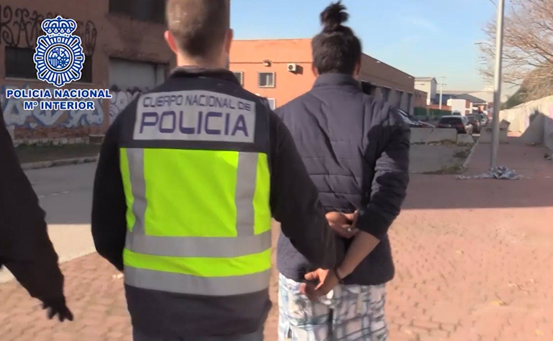 Siete de los líderes de la red de explotación de menores en Madrid están ahora bajo medidas de control y libres.