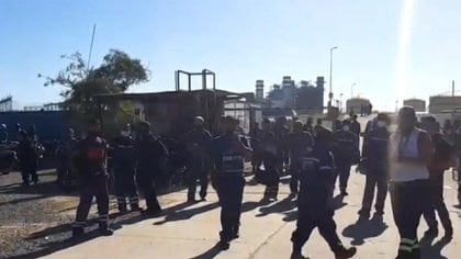 Enfrentamiento en Ensenada por una interna en la UOCRA (captura TN)