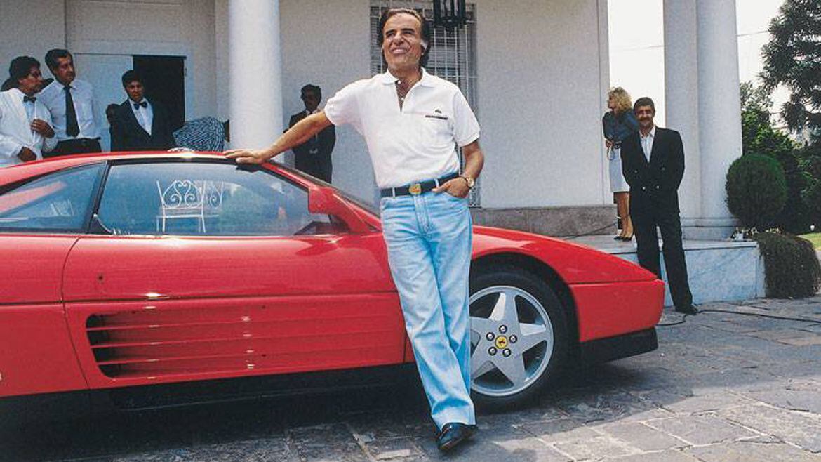 Carlos Menem y la Ferrari.